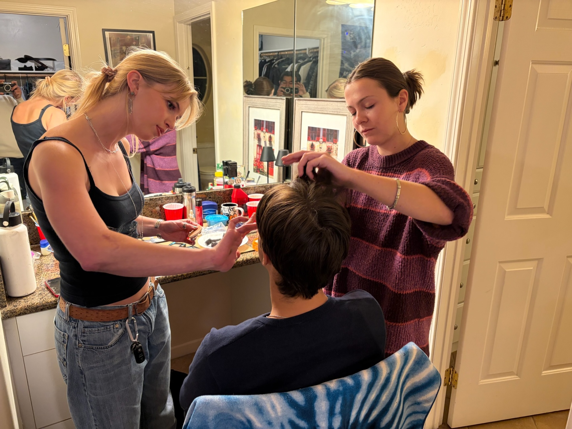 Hair & makeup · mirror call